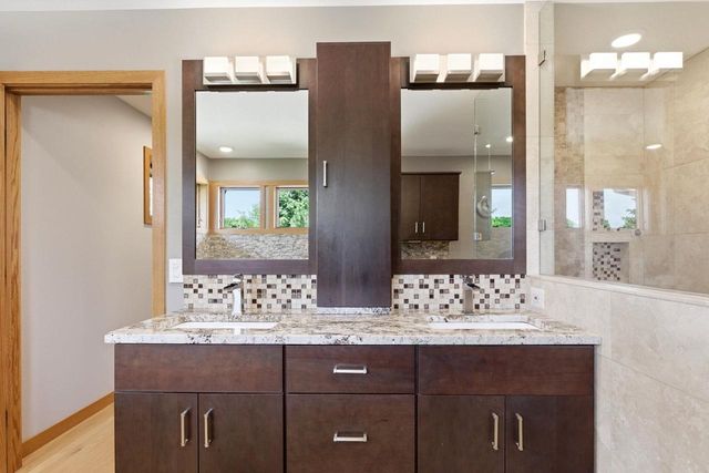 8901 Timber Wolf Trail, Madison, WI 53717