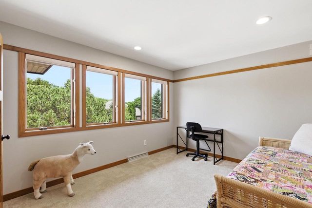 8901 Timber Wolf Trail, Madison, WI 53717