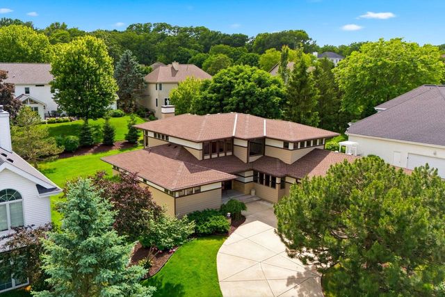 8901 Timber Wolf Trail, Madison, WI 53717