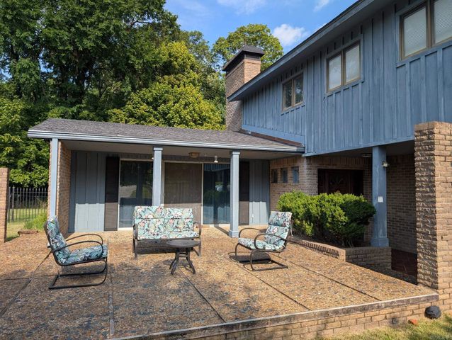 117 Avalon Pl, Helena, AR 72342