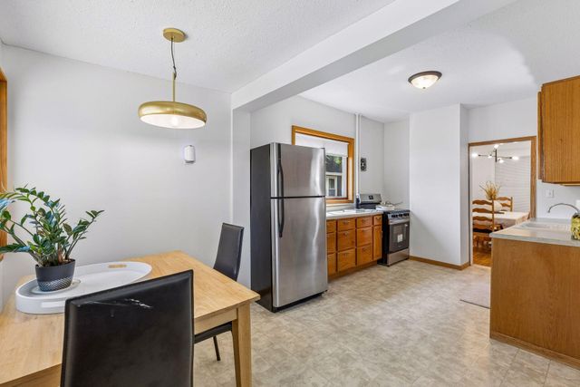 1817 Dayton Avenue, Saint Paul, MN 55104
