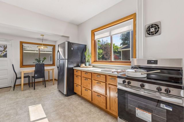1817 Dayton Avenue, Saint Paul, MN 55104