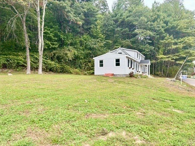 78 Pleasant St, Grafton, MA 01519
