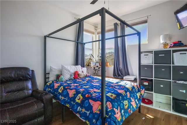 8320 Carabiner Court, Las Vegas, NV 89166