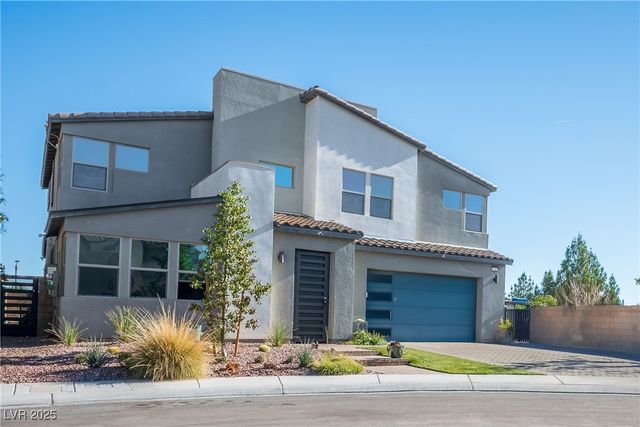 8320 Carabiner Court, Las Vegas, NV 89166