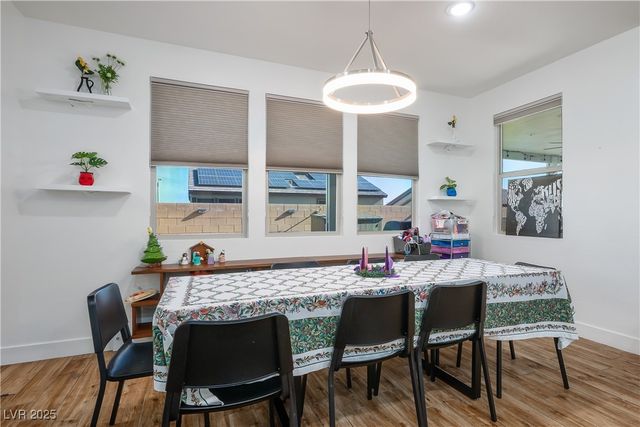 8320 Carabiner Court, Las Vegas, NV 89166