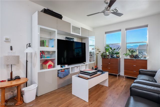 8320 Carabiner Court, Las Vegas, NV 89166