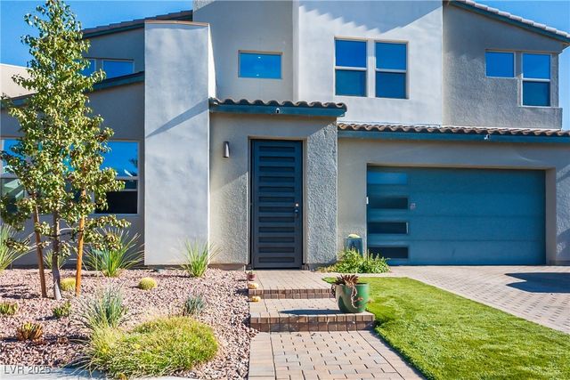 8320 Carabiner Court, Las Vegas, NV 89166