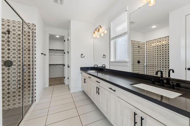 1404 Castalo LN, Leander, TX 78641