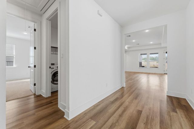 1404 Castalo LN, Leander, TX 78641