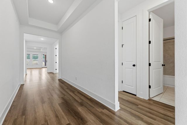 1404 Castalo LN, Leander, TX 78641