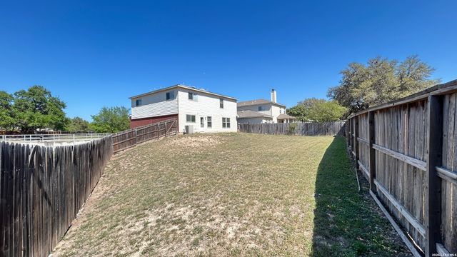 8818 Summer Trail, San Antonio, TX 78250