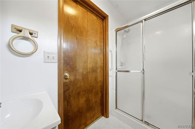 111 Tindle Avenue, West Seneca, NY 14224