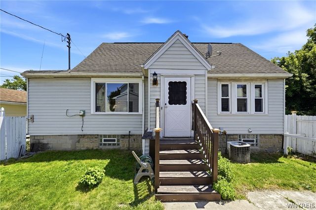 111 Tindle Avenue, West Seneca, NY 14224