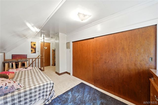 111 Tindle Avenue, West Seneca, NY 14224