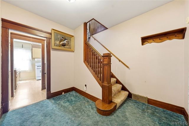 111 Tindle Avenue, West Seneca, NY 14224