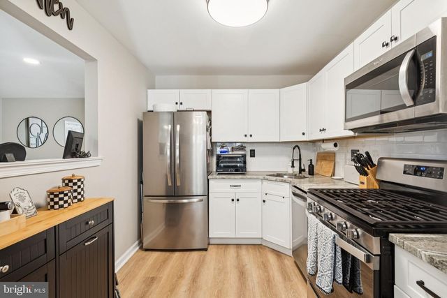 263 STEEPLECHASE CT, Woodbury, NJ 08096