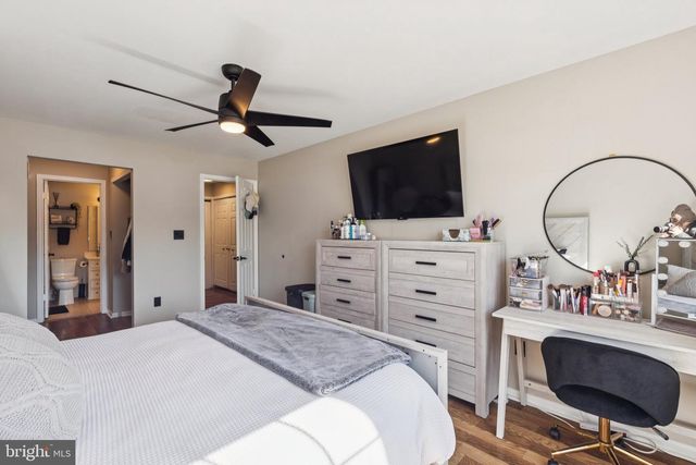 263 STEEPLECHASE CT, Woodbury, NJ 08096