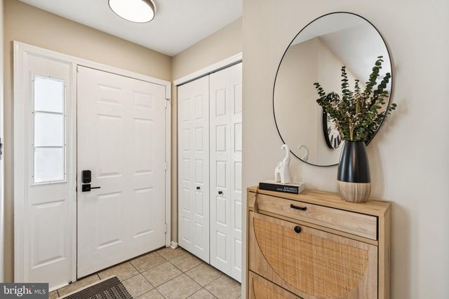 263 STEEPLECHASE CT, Woodbury, NJ 08096