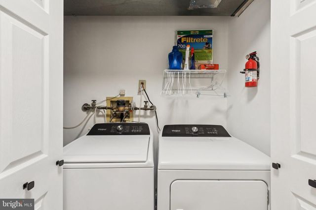 263 STEEPLECHASE CT, Woodbury, NJ 08096