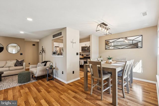 263 STEEPLECHASE CT, Woodbury, NJ 08096