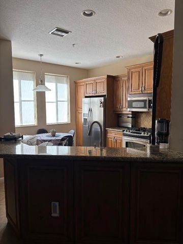 2955 NW 126 Avenue 219-5, Sunrise, FL 33323