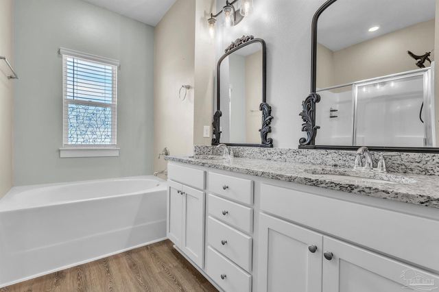 4499 Water Leaf Cv, Gulf Breeze, FL 32563