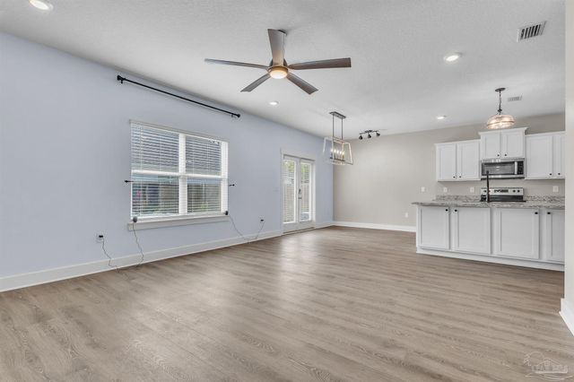 4499 Water Leaf Cv, Gulf Breeze, FL 32563