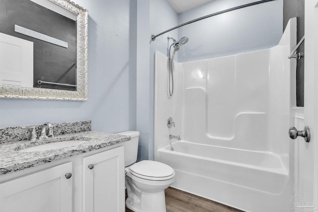 4499 Water Leaf Cv, Gulf Breeze, FL 32563