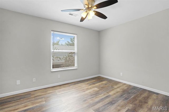 1630 Summergate Parkway J, St Peters, MO 63303