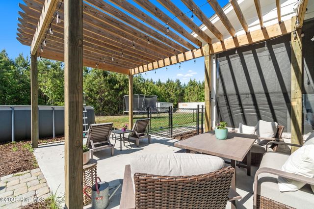 1042 Mable Drive, Calabash, NC 28467