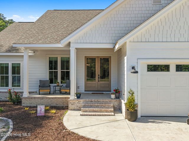 1042 Mable Drive, Calabash, NC 28467