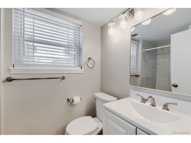 4390 Cathay St, Denver, CO 80249