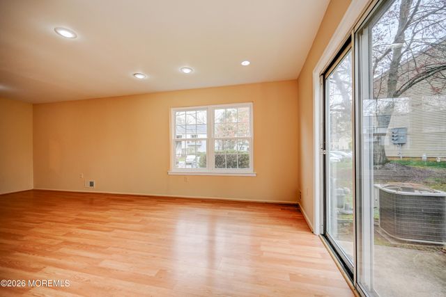 28 Morgan Place 28, East Brunswick, NJ 08816