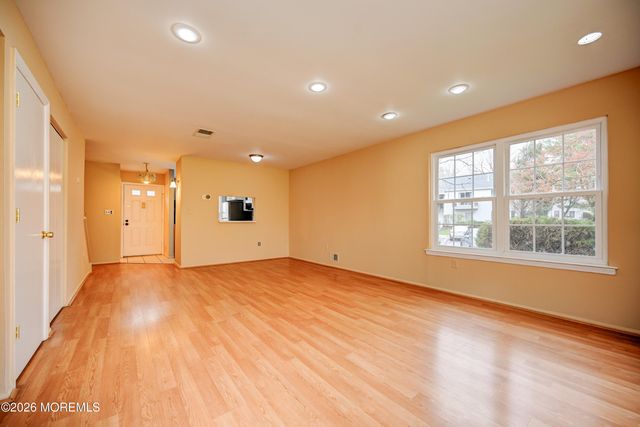 28 Morgan Place 28, East Brunswick, NJ 08816
