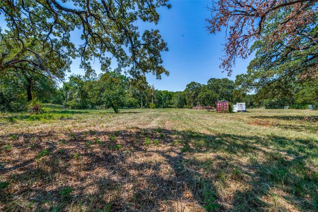 4105 Hickory Tree Road, Balch Springs, TX 75180