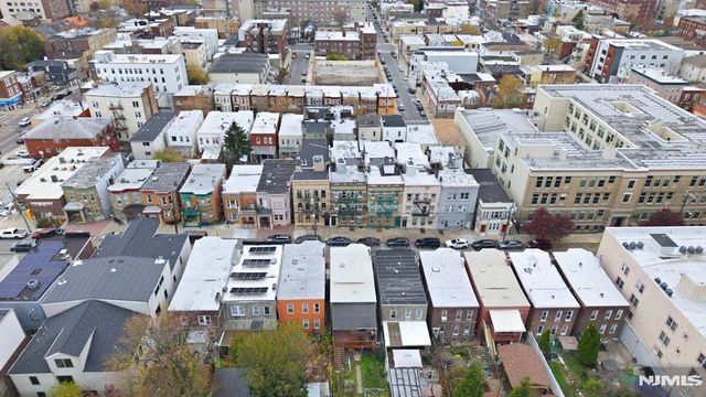 123 63rd Street, West New York, NJ 07093