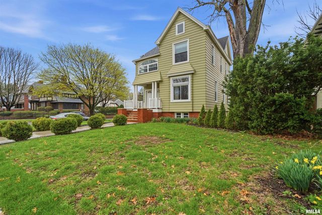 1637 W MOSS Avenue, Peoria, IL 61606