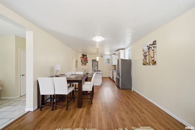 1637 W MOSS Avenue, Peoria, IL 61606