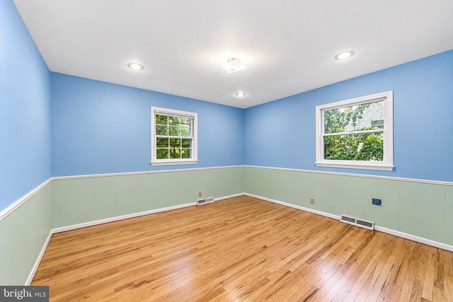 292 GLENN AVE, Lawrence, NJ 08648
