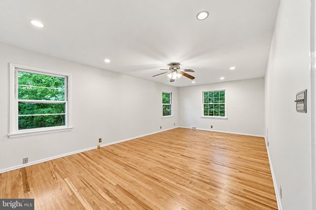 292 GLENN AVE, Lawrence, NJ 08648