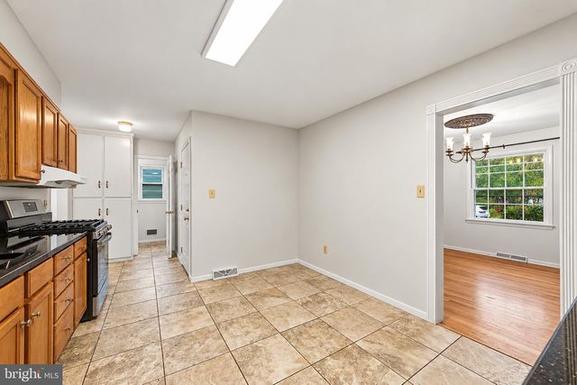 292 GLENN AVE, Lawrence, NJ 08648