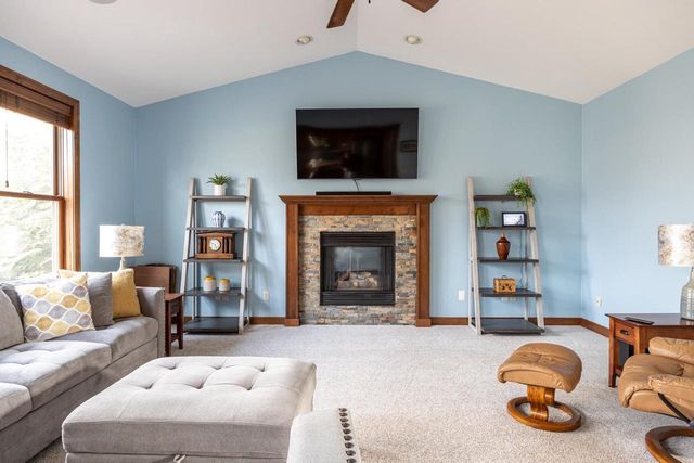 N9221 PHLOX DRIVE, Appleton, WI 54915