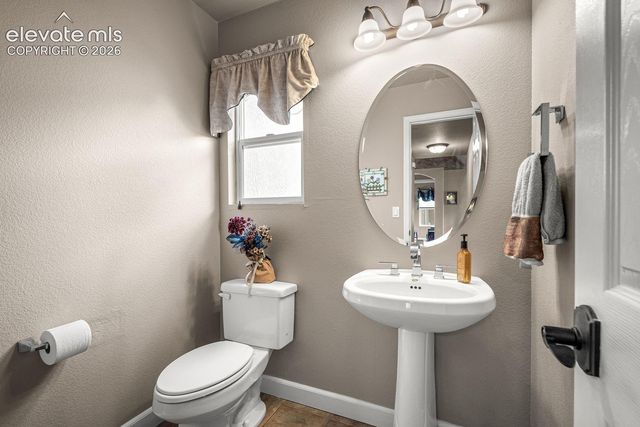 5655 Bridlespur Ridge Place, Colorado Springs, CO 80918