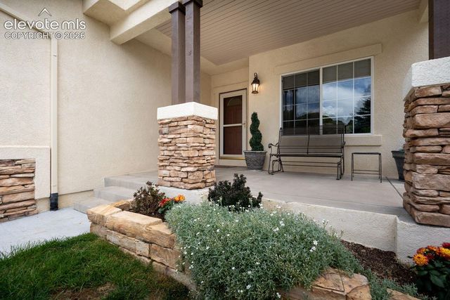 5655 Bridlespur Ridge Place, Colorado Springs, CO 80918