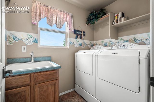 5655 Bridlespur Ridge Place, Colorado Springs, CO 80918