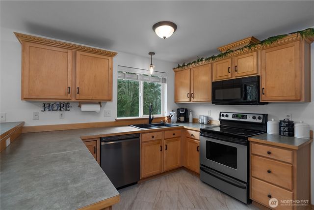 6 N Clear View Drive, Montesano, WA 98563