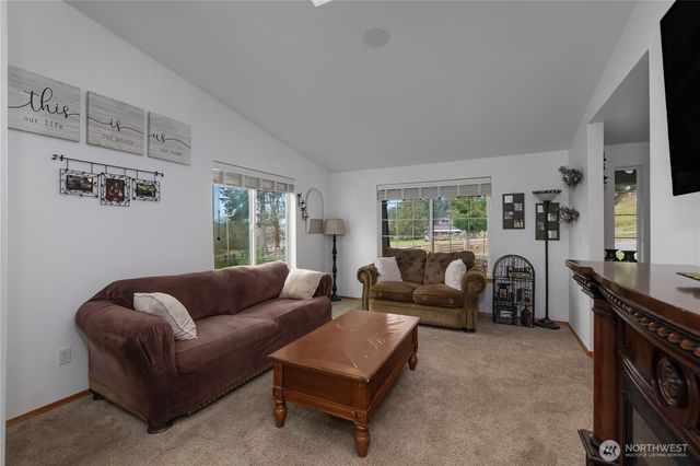 6 N Clear View Drive, Montesano, WA 98563