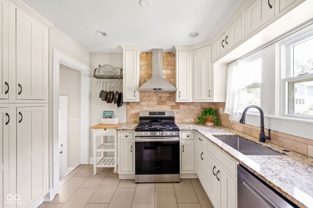 5110 Winthrop Avenue, Indianapolis, IN 46205