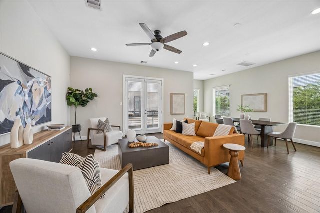 2619 Hutchins Street, Houston, TX 77004